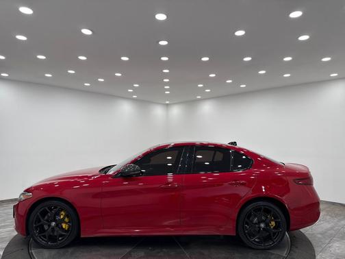 2021 Alfa Romeo Giulia Ti