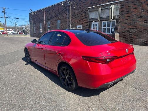 2021 Alfa Romeo Giulia Ti