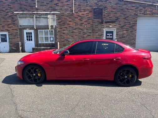 2021 Alfa Romeo Giulia Ti