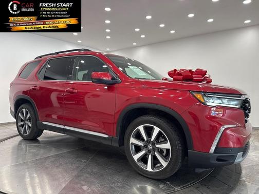 2023 Honda Pilot Touring