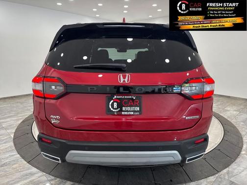 2023 Honda Pilot Touring