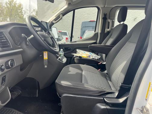 2022 Ford Transit-350 XLT