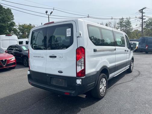 2022 Ford Transit-350 XLT