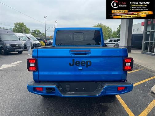 Blue 2022 Jeep Gladiator Overland