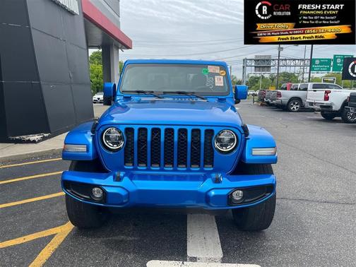 Blue 2022 Jeep Gladiator Overland