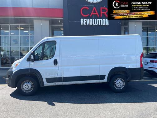 White 2025 RAM ProMaster 2500 Tradesman Low Roof