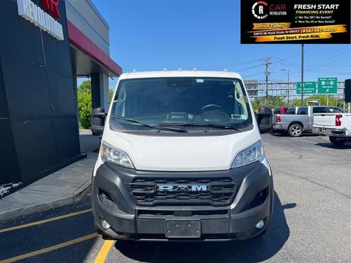 White 2025 RAM ProMaster 2500 Tradesman Low Roof