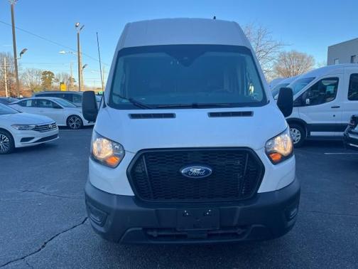 2022 Ford Transit-250 Base
