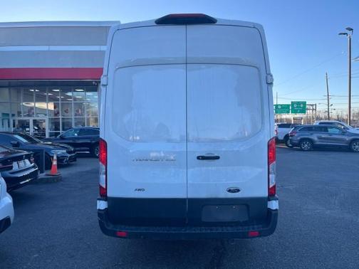 2022 Ford Transit-250 Base