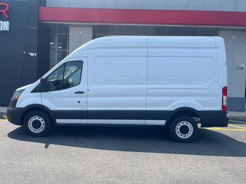 2021 Ford Transit-250 Base