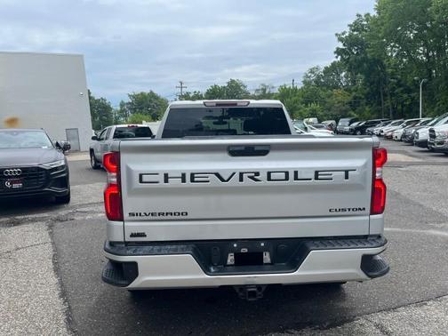 2020 Chevrolet Silverado 1500 Custom