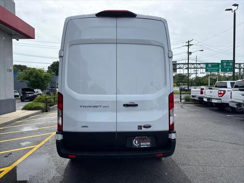 2022 Ford Transit-250 Base