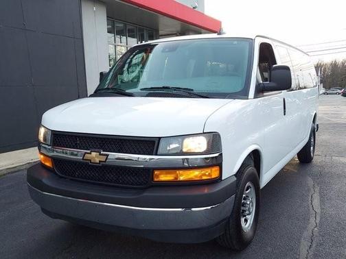 2020 Chevrolet Express 3500 LT