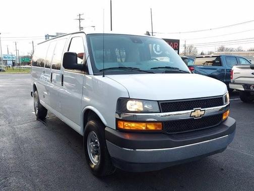 2020 Chevrolet Express 3500 LT