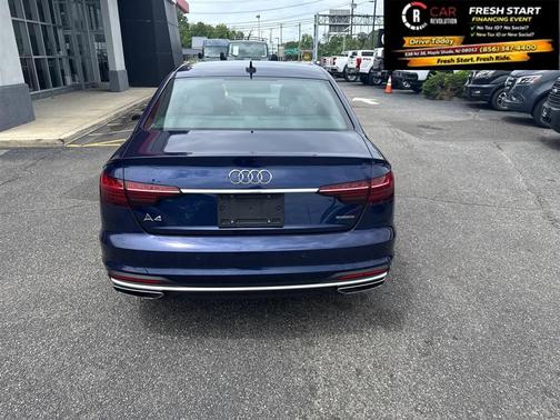 Navarra Blue Metallic 2024 Audi A4 45 S line quattro Premium