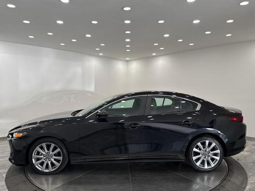 2023 Mazda Mazda3 FWD w/Select Package