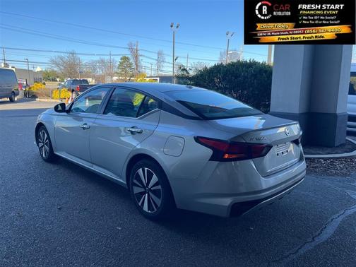Silver 2021 Nissan Altima 2.5 SV