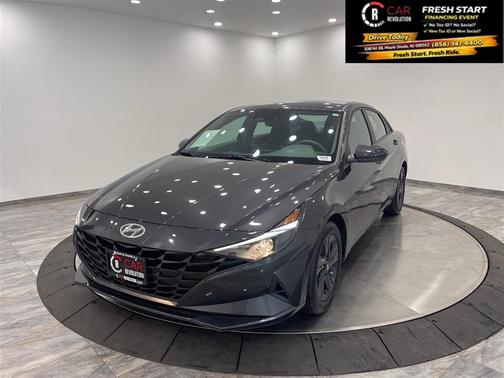 Gray 2021 Hyundai ELANTRA SEL