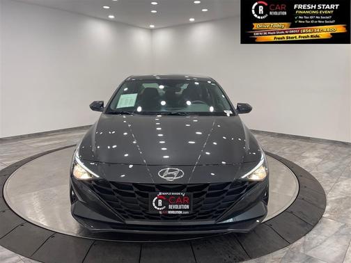 Gray 2021 Hyundai ELANTRA SEL
