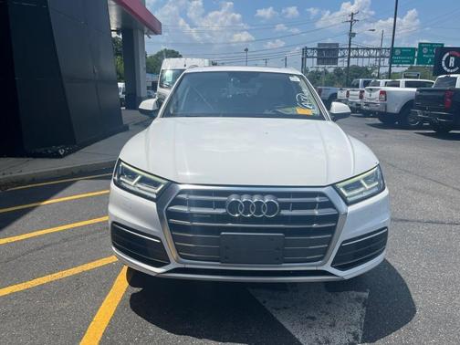 2018 Audi Q5 2.0T Premium Plus