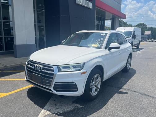 2018 Audi Q5 2.0T Premium Plus