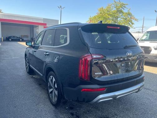 2021 Kia Telluride S