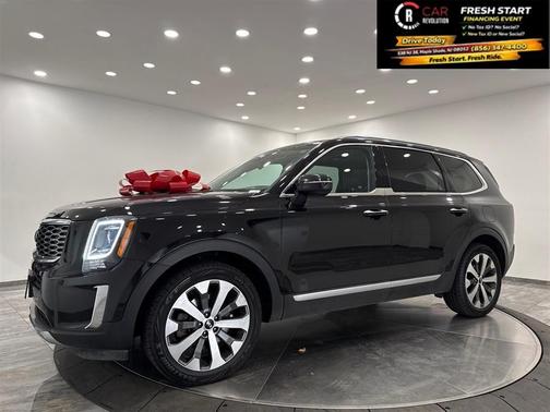 Black 2021 Kia Telluride S
