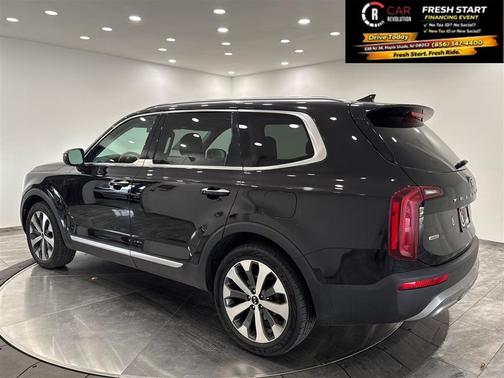 Black 2021 Kia Telluride S