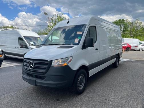 2023 Mercedes-Benz Sprinter 2500 HR