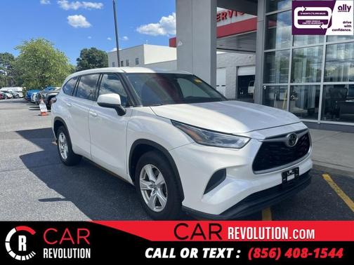 White 2021 Toyota Highlander L