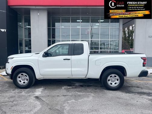 2023 Nissan Frontier S