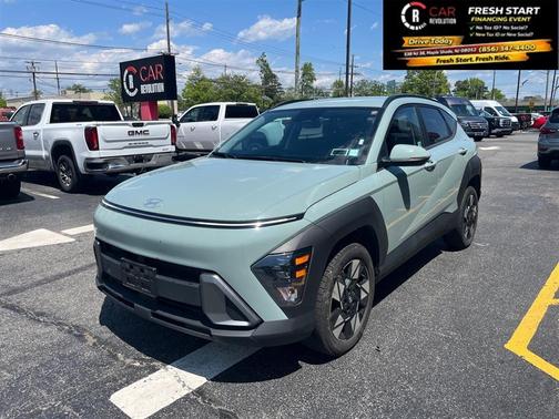 Green 2024 Hyundai KONA SEL