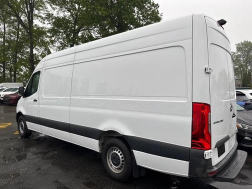 2023 Mercedes-Benz Sprinter 2500 HR GAS 170''