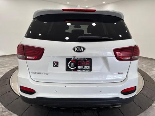 2019 Kia Sorento LX