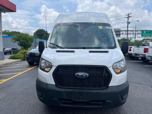2022 Ford Transit-250 Base