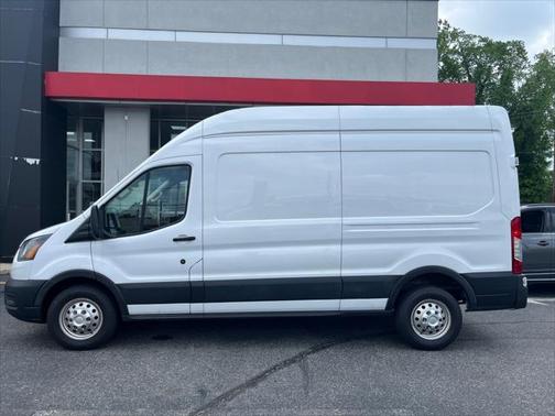 2022 Ford Transit-250 Base