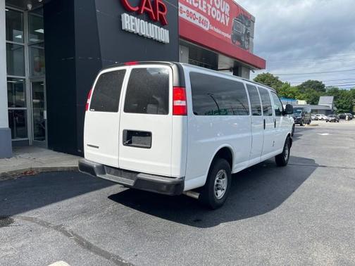 2023 Chevrolet Express 3500 LS