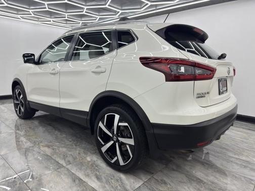 2021 Nissan Rogue Sport SL