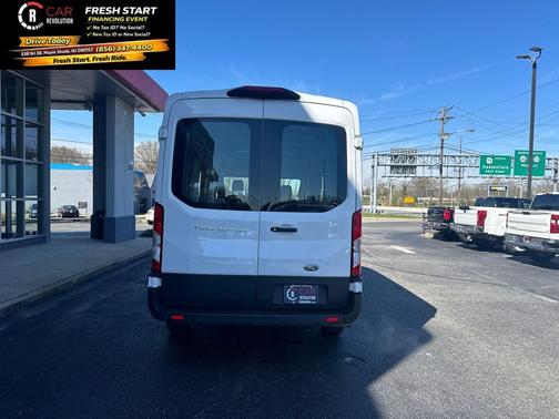 2021 Ford Transit-250 