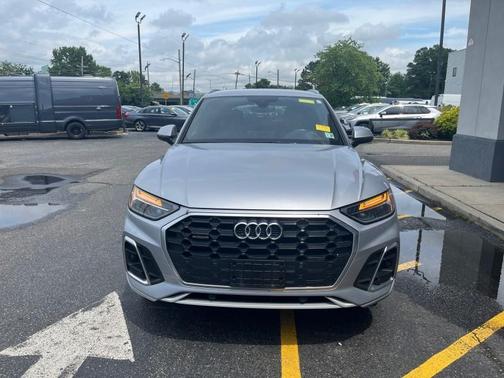 2022 Audi Q5 45 S line quattro Premium