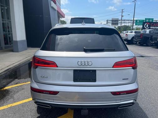 2022 Audi Q5 45 S line quattro Premium