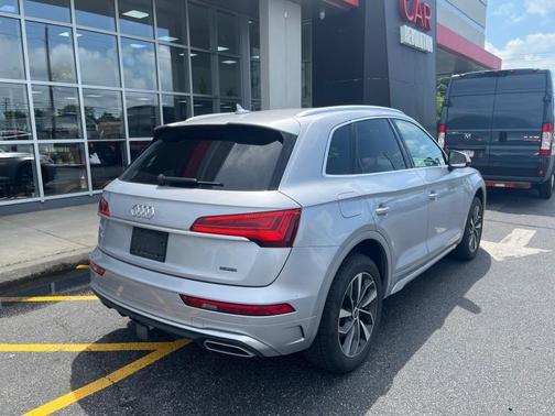 2022 Audi Q5 45 S line quattro Premium