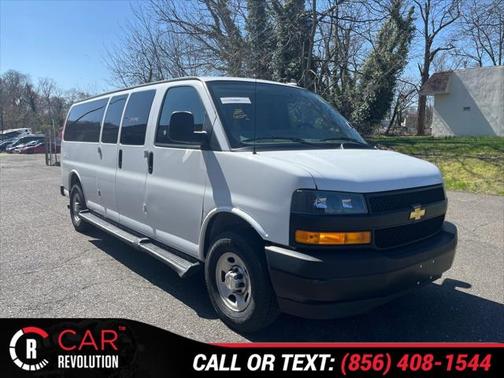 2022 Chevrolet Express 3500 LS