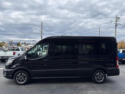2023 Ford Transit-350 XLT
