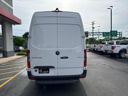 2023 Mercedes-Benz Sprinter 2500 HR