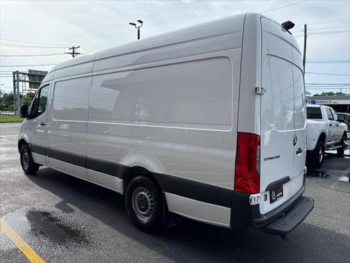 2023 Mercedes-Benz Sprinter 2500 HR