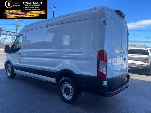 2023 Ford Transit-250 
