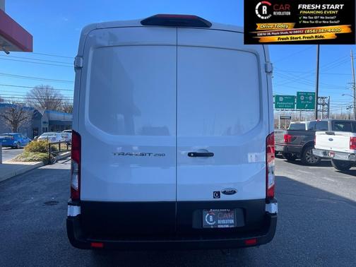 2023 Ford Transit-250 