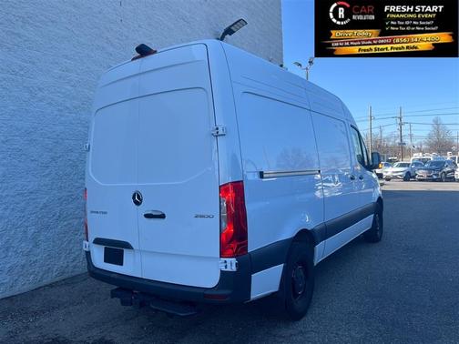 2025 Mercedes-Benz Sprinter 2500 STANDAR ROOF DIESEL 144