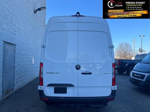 2025 Mercedes-Benz Sprinter 2500 STANDAR ROOF DIESEL 144